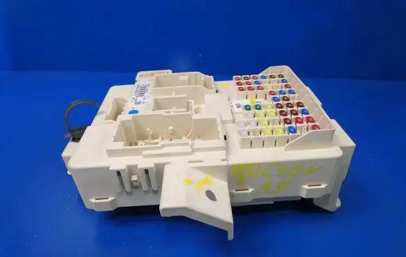 Hyundai Tucson TL Fuse box set 91950-D3610 HD3F0782 10170125135