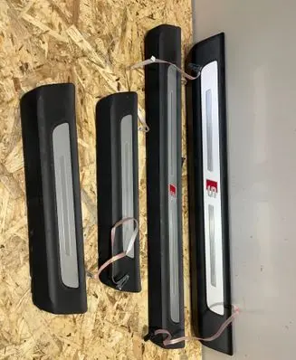Audi Q8 sill trim set (inner) 4M8947405A 4M8947406a 4M8947418