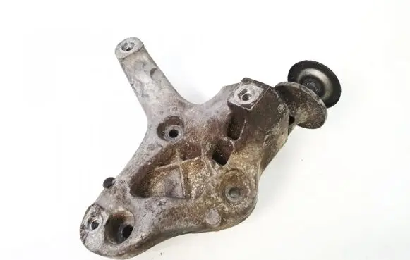 Volkswagen Golf V Engine mounting bracket 1k0260885b enacc47100
