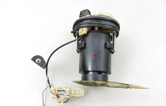 Toyota Corolla E110 In-tank fuel pump 0580313058 7724002050