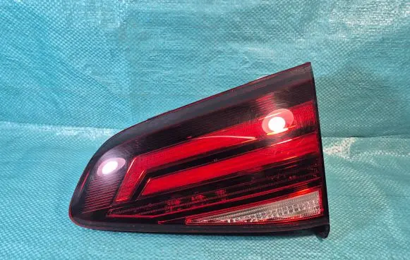 Volkswagen Golf VII Tailgate rear/tail lights 5G0945094AG 16420 L90124375