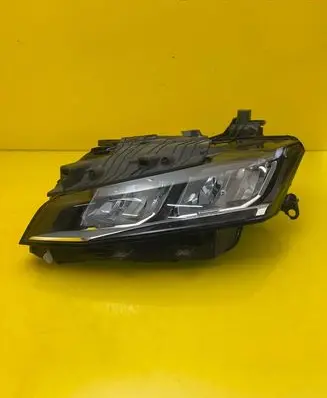 Peugeot 308 Headlight/headlamp 9851673380
