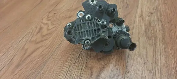 Renault Espace - Grand espace IV Fuel injection high pressure pump 0445010033