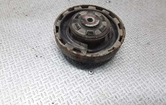 BMW 5 E39 Rear coil spring rubber mount 