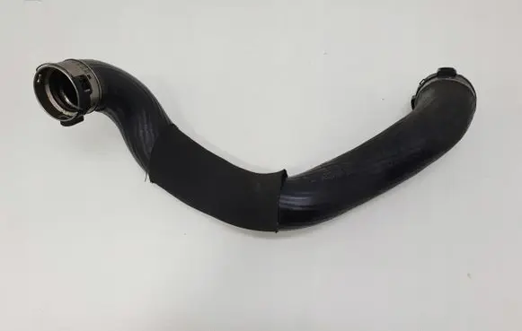 Mercedes-Benz E C207 W207 Intercooler hose/pipe
