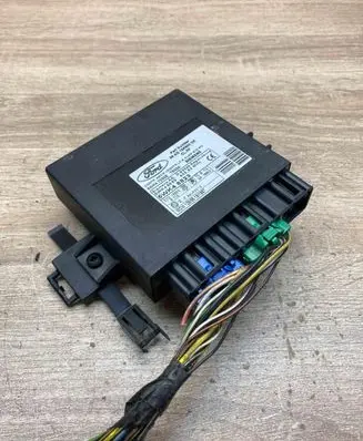 Ford Focus Comfort/convenience module 98AG15K600DE 5WK47230E