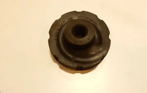 Audi A6 S6 C6 4F Rear coil spring rubber mount 8E05121198 49277