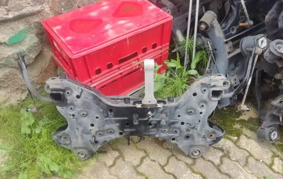 Hyundai Tucson TL Front subframe