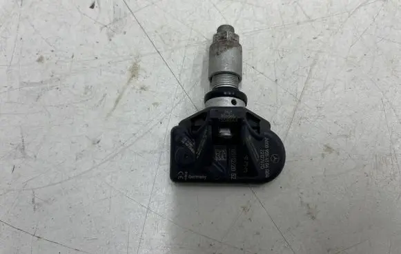 Mercedes-Benz GLC X253 C253 Tire pressure sensor a0009054104