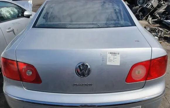 Volkswagen Phaeton Tailgate/trunk/boot lid TYŁ TYLNA LG9R