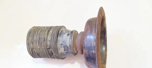 Opel Omega B1 Coil spring mount 