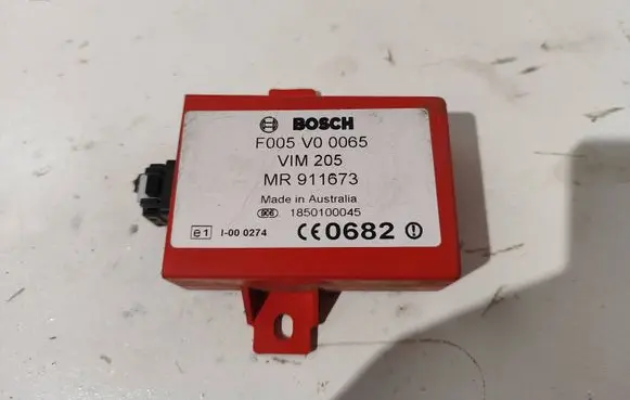Mitsubishi Carisma Other control units/modules MR911673 F005V00065 1850100045