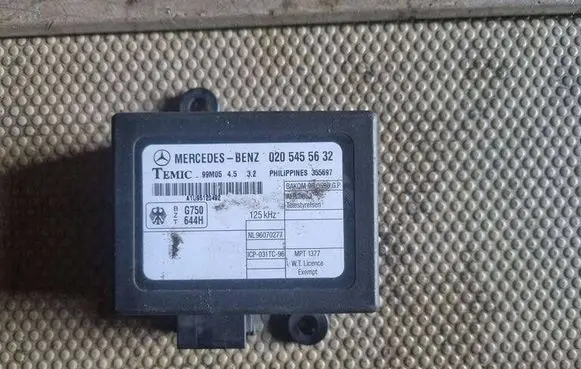 Mercedes-Benz Vito Viano W638 Immobilizer control unit/module 0205455632