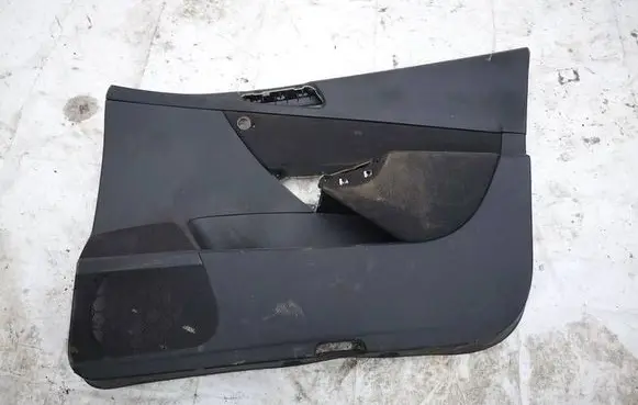 Volkswagen PASSAT B6 Front door card panel trim 3C1867012