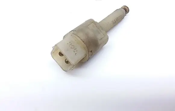 Audi A6 S6 C5 4B Brake pedal sensor switch 4A0945515A