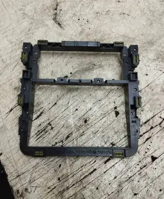 Volkswagen Touran I Other dashboard part 1T0858005A
