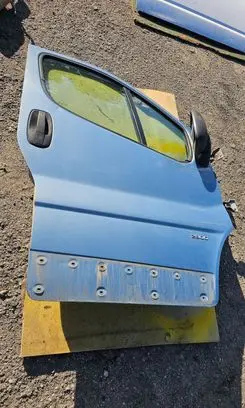 Opel Vivaro Front door