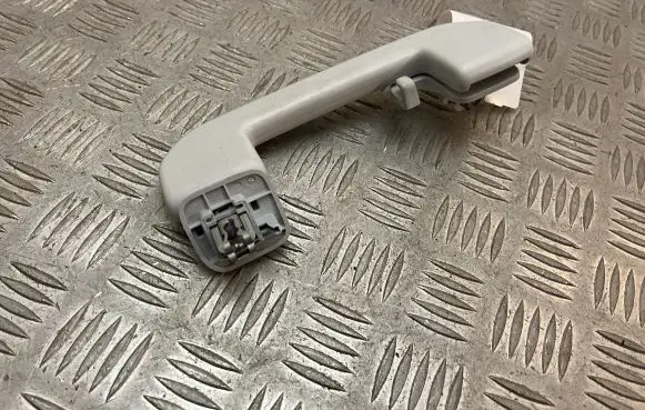 Peugeot 5008 II Rear interior roof grab handle