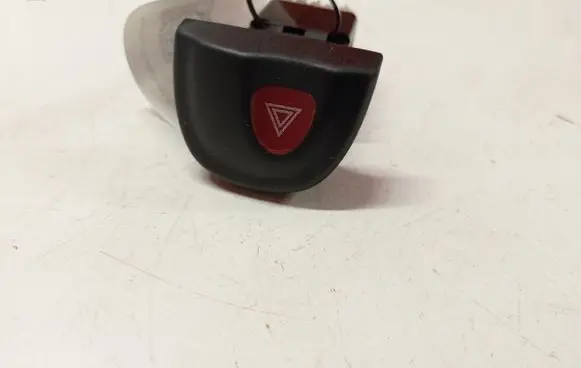 Renault Megane I Hazard light switch 841043