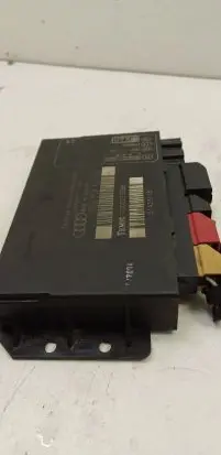 Audi A4 S4 B6 8E 8H Comfort/convenience module 8E0959433BD 01433118 00002732B8