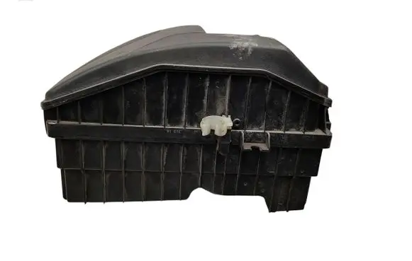 Renault Megane I Air filter box cover 