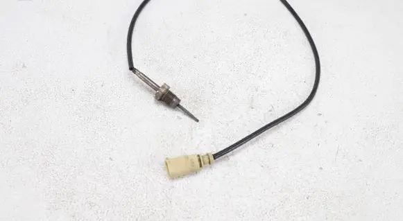 Audi Q3 8U Exhaust gas temperature sensor 04L906088BS