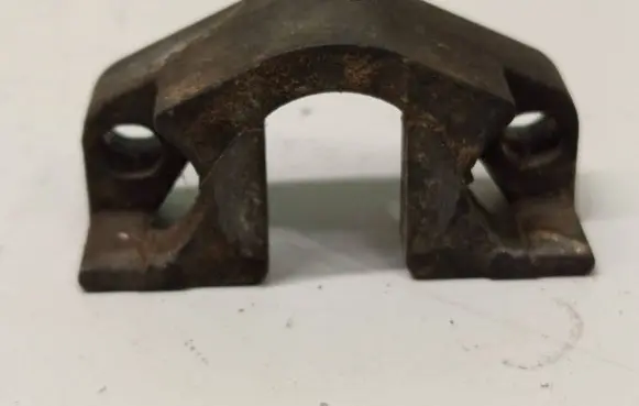 BMW 5 E60 E61 Fuel Injector clamp holder 