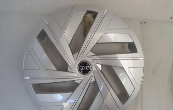 Volkswagen ID.4 R19 wheel hub/cap/trim 89A601147A
