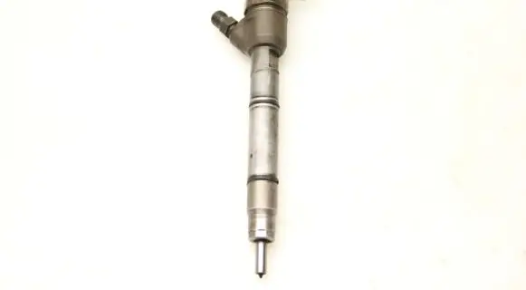 Hyundai i40 Fuel injector 338002A800