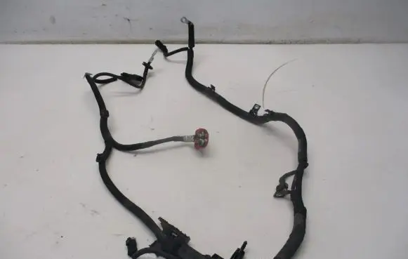 Peugeot 208 Positive cable (battery) 9667109480