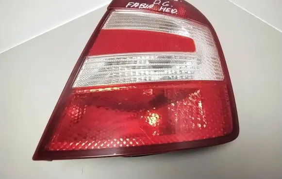 Skoda Fabia Mk1 (6Y) Rear/tail lights 6Y6945096D 6Y6945112C 5S7X13404A