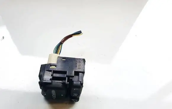 Wing mirror switch