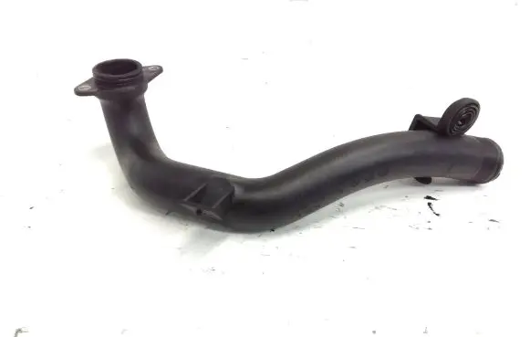 Fiat 500L Intercooler hose/pipe B10034