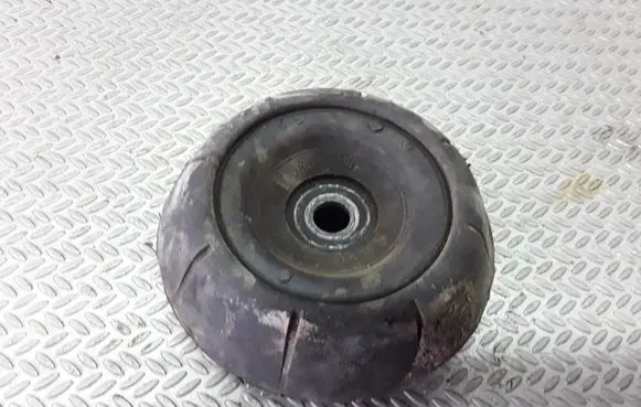 Opel Astra G Front coil spring rubber mount 