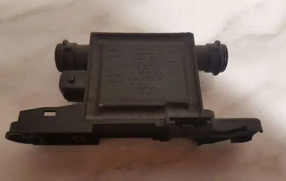 Audi A4 S4 B5 8D Door central lock control unit/module 4A0959981A