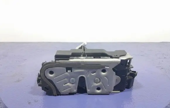 Skoda Octavia 985 Front door lock 5TB837016E
