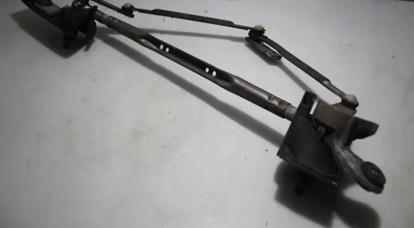 Front wiper linkage