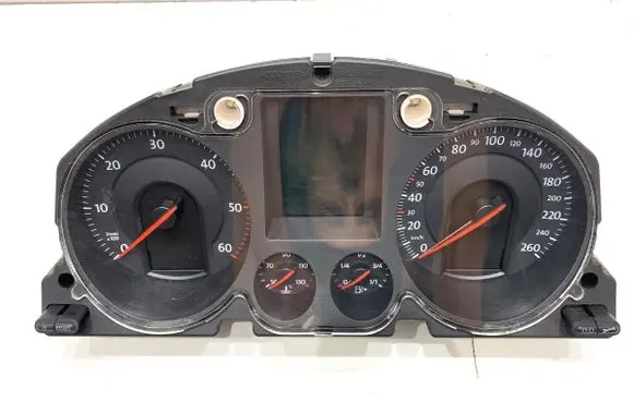 Speedometer (instrument cluster)