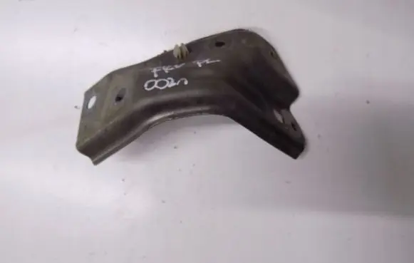 Honda City Fender mounting bracket NH701M