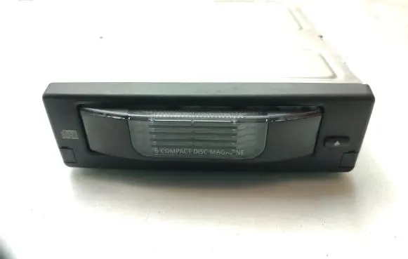 BMW 5 E60 E61 CD/DVD changer 6956939