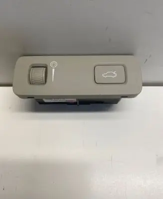 Volvo XC60 Tailgate opening switch 31394548 T15240025401