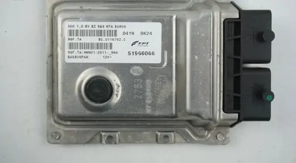 Fiat 500 Engine control unit/module 51966066
