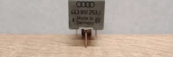 Opel Astra G Other relay 443951253J