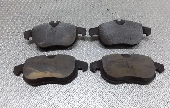 Opel Vectra C Brake pads (front) 