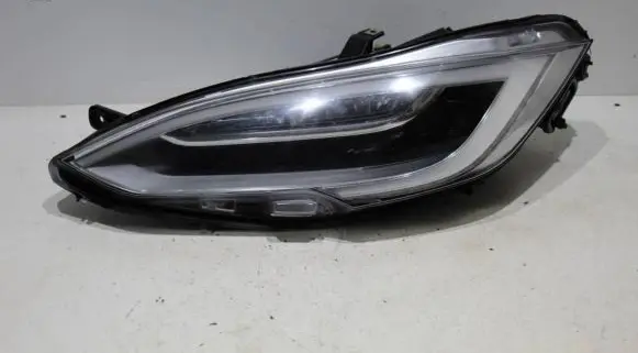 Tesla Model S Headlight/headlamp 0000038150000 105357400C 18140150