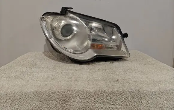 Volkswagen Touran I Headlight/headlamp 1T1941006B
