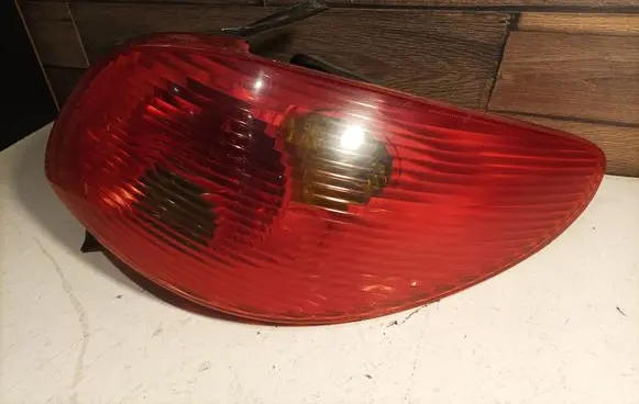 Peugeot 206 Rear/tail lights