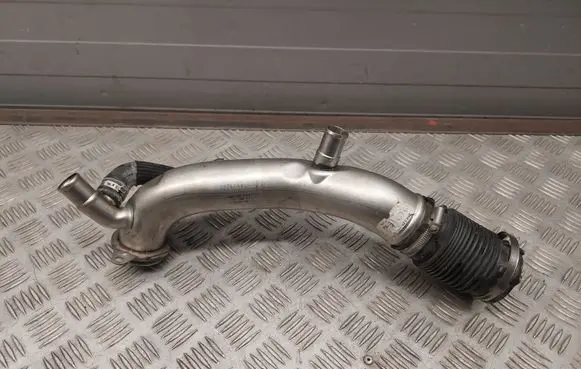 Audi A7 S7 4G Turbo air intake inlet pipe/hose 079129571P