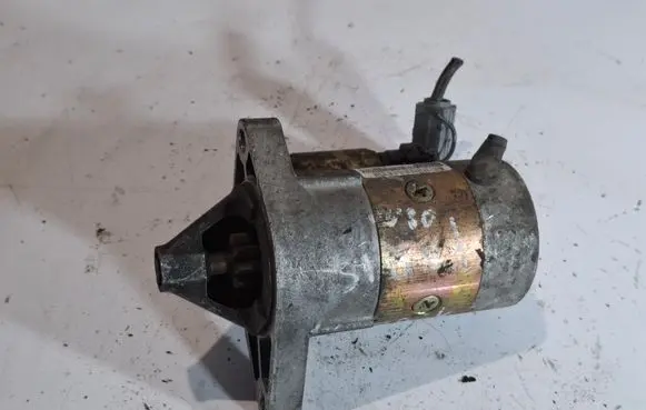 Toyota Yaris Starter motor 281000J010 MS2280009530