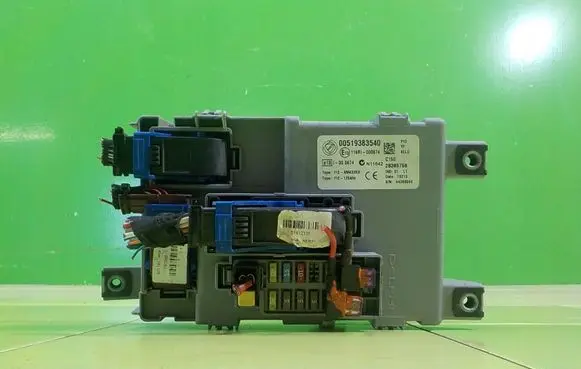 Fiat Doblo Fuse box set 00519383540 BEZPIECZNIKOW